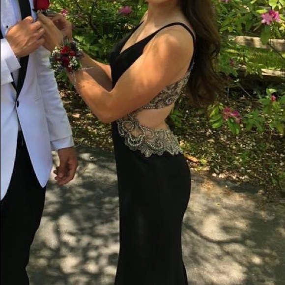 BLACK PROM DRESS - Picture 5 of 8